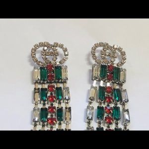 GG earring , like new . Worn once time